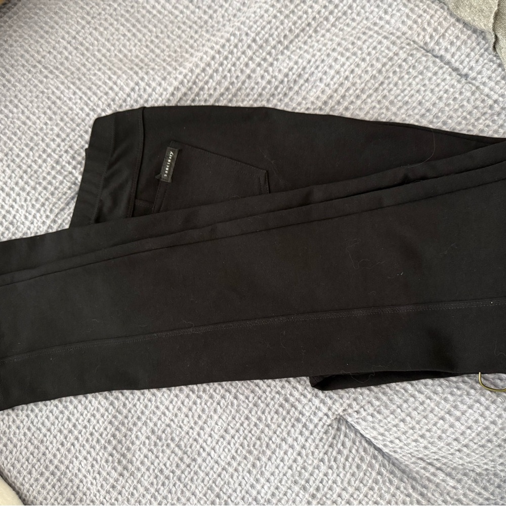 Women’s Santuary Black Pants